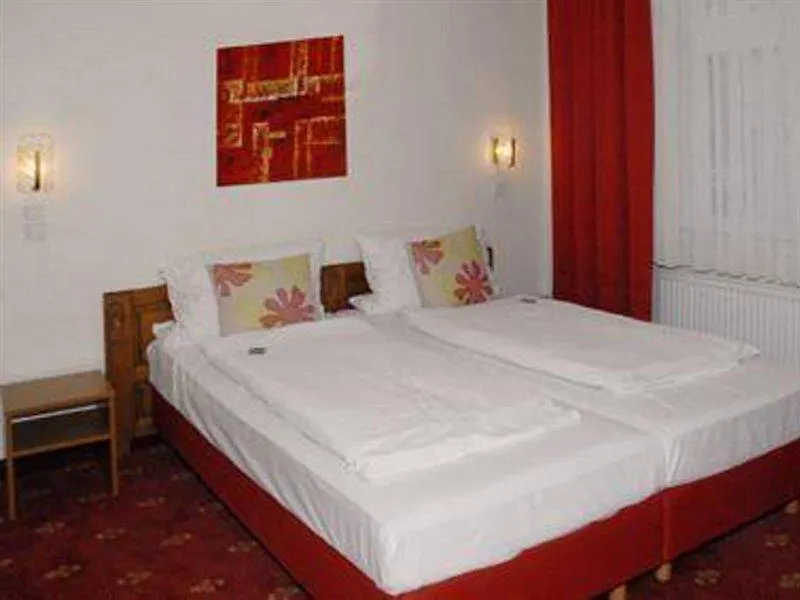 Hotel Domstern Κολωνία 3*,  Γερμανία
